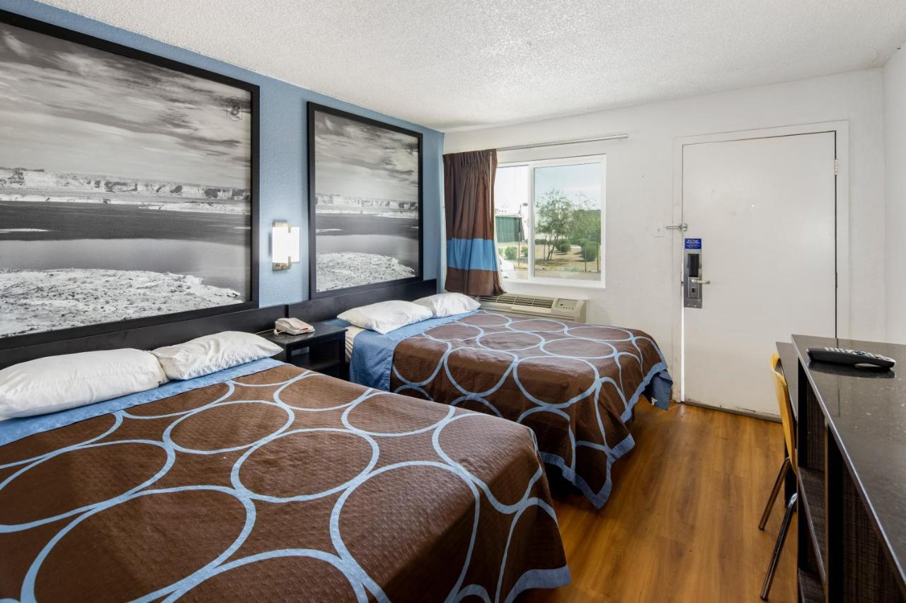 Super 8 By Wyndham Phoenix West Экстерьер фото